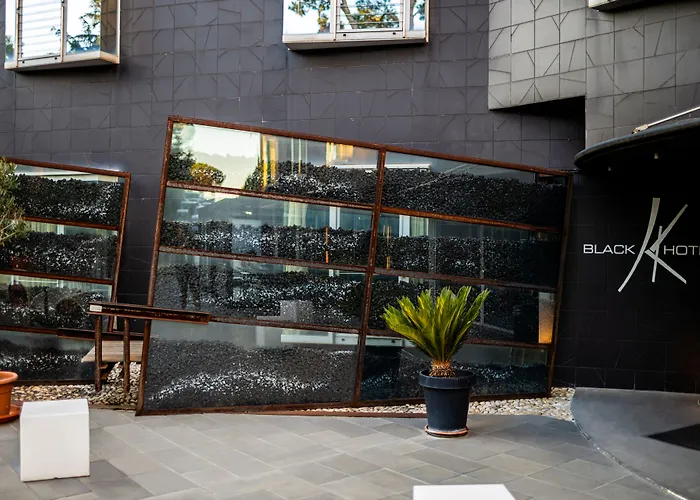 Black Hotel Roma