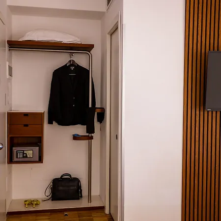 Black Hotel
