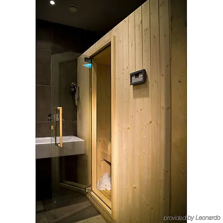 Hotel Black 4*