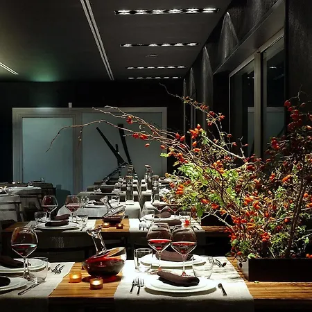 Black Hotel Roma